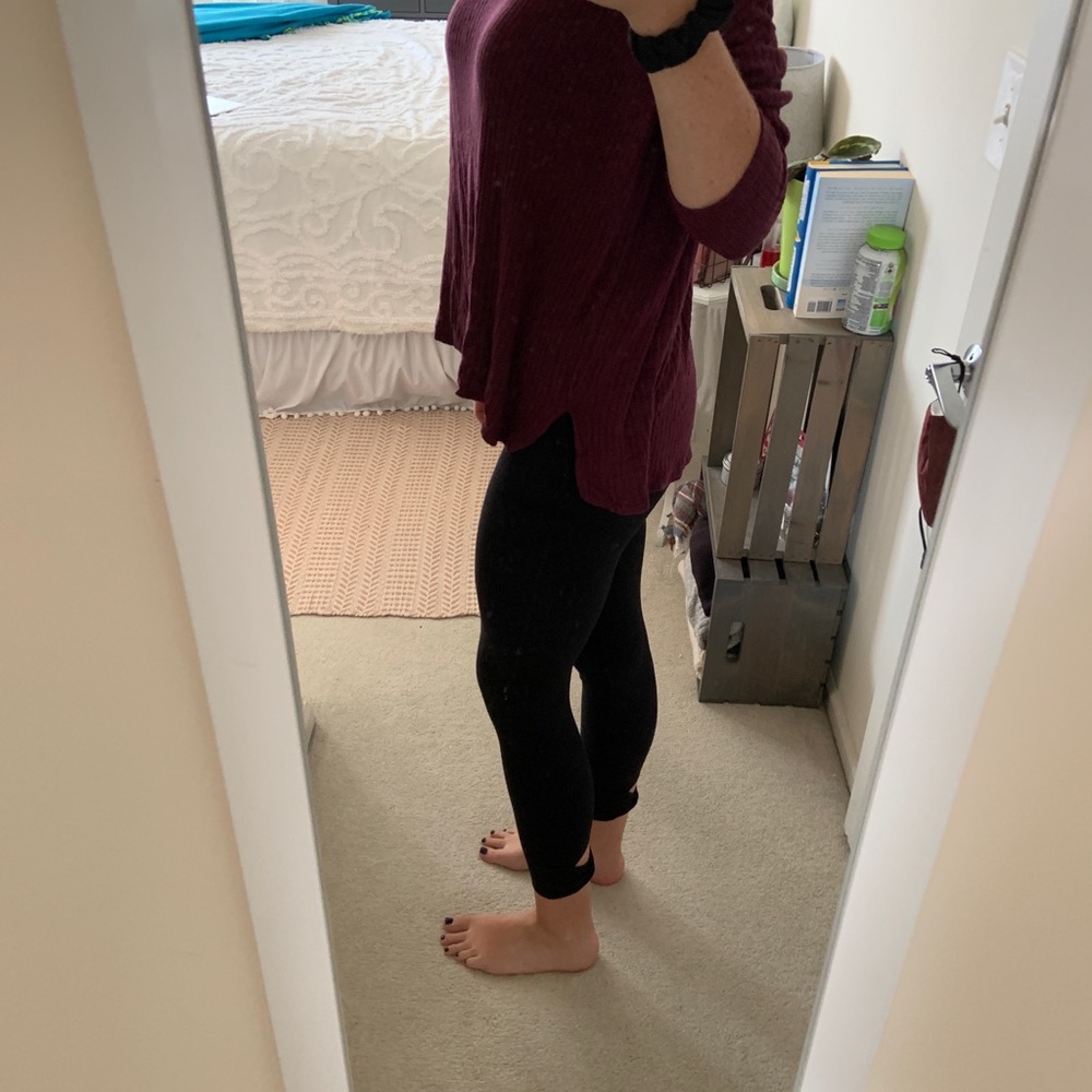 AE Off the Shoulder Ribbed Sweater - Picture 4 of 5